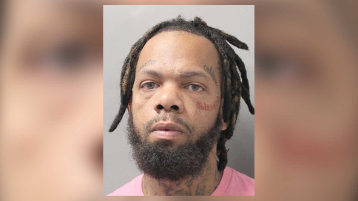 False Report Leads Police To Find Fugitive From Illinois Authorities False Report Leads Police To Find Fugitive From Illinois Authorities