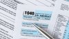 IRS: ¿Debe tu hijo declarar impuestos si trabajó durante el verano o a medio tiempo?