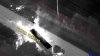 En video: conductor choca de frente contra un camión y provoca una explosión masiva