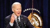 Biden firma orden ejecutiva que prohíbe a las agencias federales utilizar el “spyware”