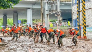 Las inundaciones en el suroeste de China han dejado decenas de muertos.