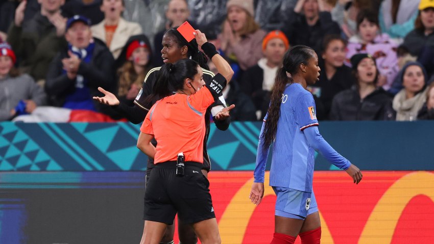 SYDNEY, AUSTRALIA – JULY 23: Khadija Shaw of Jamaica is shown a red card by Referee Maria Carvajal during the FIFA Women’s World Cup Australia & New Zealand 2023 Group F match between France and Jamaica at Sydney Football Stadium on July 23, 2023 in Sydney, Australia. (Photo by Robert Cianflone/Getty Images)