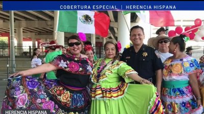 Comunidad mexicana destaca con orgullo en Houston