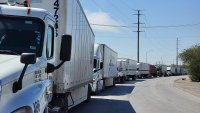 Empresarios arremeten contra gobernador de Texas: frena comercio por $1,500 millones