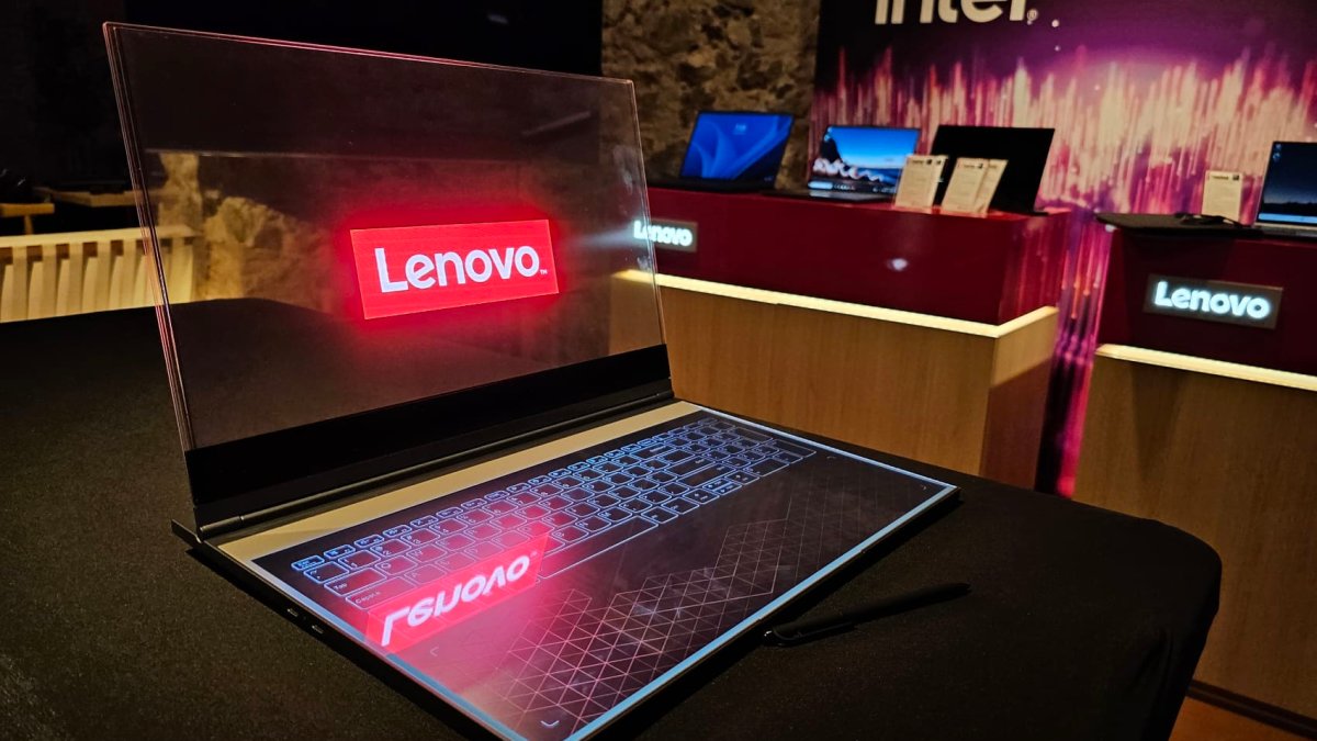 Lenovo innova laptop con pantalla transparente Telemundo Houston
