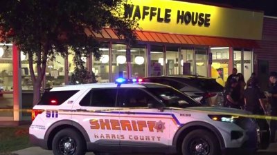 Al menos una persona herida en tiroteo en Waffle House