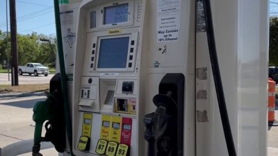 Multan a gasolinera por abuso de precios durante el huracán Beryl