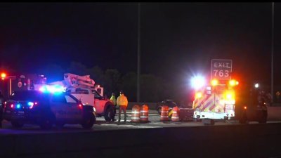 Oficial de policia y su hija mueren en un accidente de múltiple en el Katy Freeway