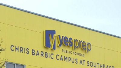 Estudiantes de las escuelas YES PREP pierden repentinamente el transporte escolar