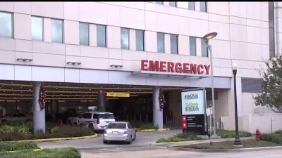 Tres bomberos de Houston se recuperan tras heridas durante un incendio