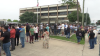Filas largas de votantes en espera en el consulado mexicano en Houston para las elecciones presidenciales