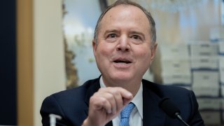 El representante demócrata Adam Schiff.