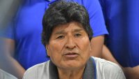 AME5631. LA PAZ (BOLIVIA), 10/10/2024.- El expresidente Evo Morales (2006-2016) habla en rueda de prensa este martes, en Cochabamba (Bolivia). La fiscal boliviana Sandra Gutiérrez anunció este jueves que se emitirá una orden de aprehensión contra Morales para que declare ante el Ministerio Público dentro de la investigación que se le sigue en un caso de trata de personas y estupro. EFE/ Jorge Abrego