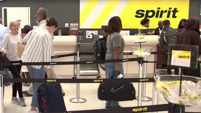 En video: pasajeros reaccionan ante la bancarrota de Spirit Airlines