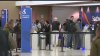 Caos en aeropuertos de Houston, viajeros enfrentan cancelaciones tras tormenta invernal