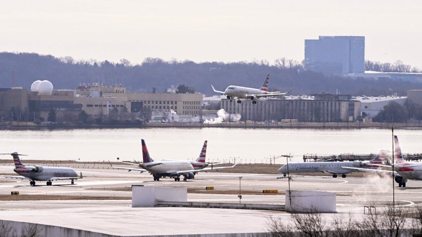 CORRECTION / An American Airlines CRJ type plane approaches runway 1 at Ronald Reagan Washington National Airport, near the crash site in the Potomac River where American Airlines flight 5342 collided with a US Army military helicopter, in Arlington, Virginia, on February 2, 2025. Investigators on January 30 recovered the black boxes from the plane, American Airlines flight 5342, that collided mid-air with a military helicopter over Washington’s Potomac River late on January 29, killing all 67 people. (Photo by ROBERTO SCHMIDT / AFP) / “The erroneous mention appearing in the metadata of this photo by ROBERTO SCHMIDT has been modified in AFP systems in the following manner: [runway 1] instead of [runway 33]. Please immediately remove the erroneous mention[s] from all your online services and delete it from your servers. If you have been authorized by AFP to distribute it to third parties, please ensure that the same actions are carried out by them. Failure to promptly comply with these instructions will entail liability on your part for any continued or post notification usage. Therefore we thank you very much for all your attention and prompt action. We are sorry for the inconvenience this notification may cause and remain at your disposal for any further information you may require.” (Photo by ROBERTO SCHMIDT/AFP via Getty Images)