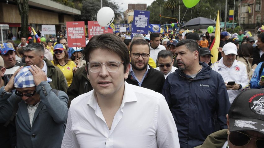 Hieren a bala al aspirante presidencial colombiano de derechas Miguel Uribe Turbay