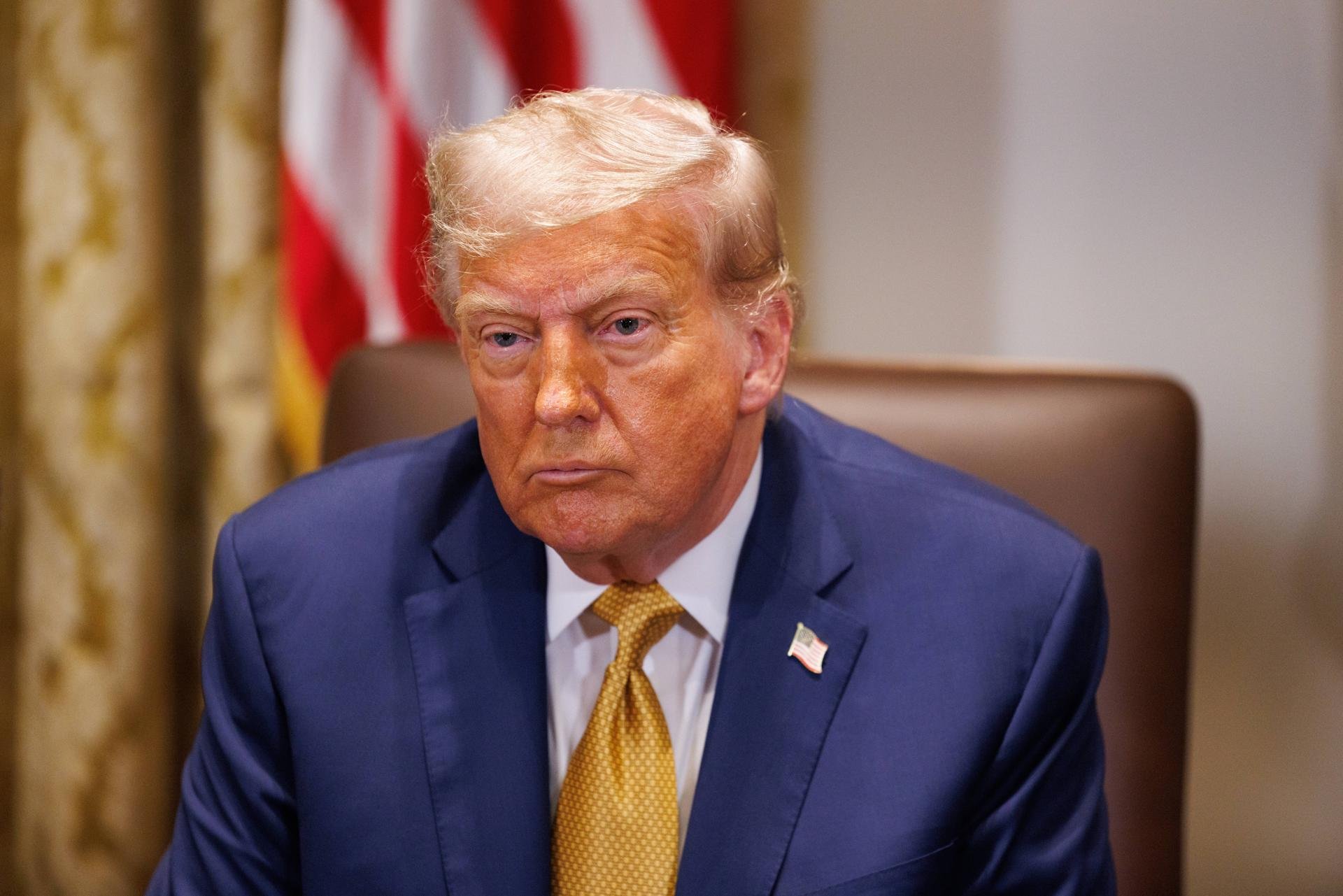 Trump ofrece recompensa de $1 millón por pistas de fraude electoral