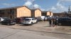 Hombre muere tras ser baleado en estacionamiento de apartamentos del este de Houston