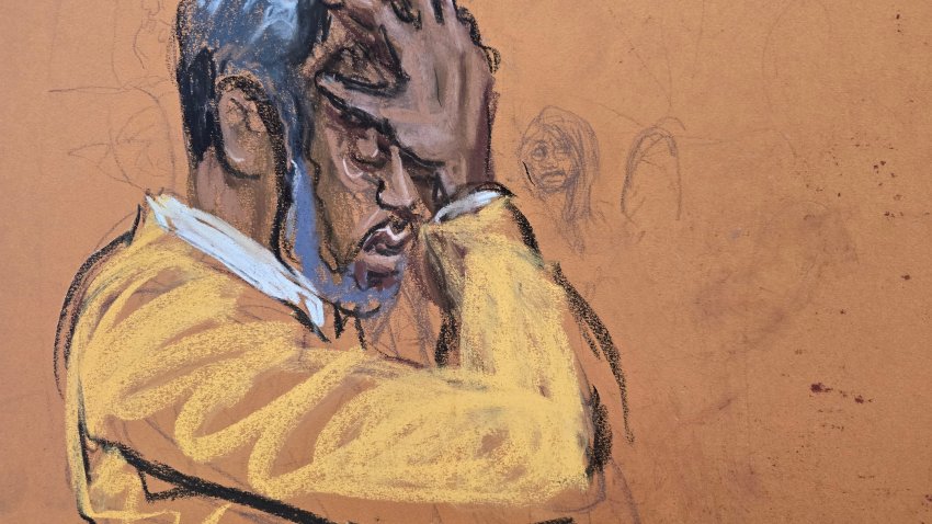 Fotografía de archivo, tomada en octubre de 2025, de un dibujo realizado por la artista Jane Rosenberg donde aparece el rapero Sean ‘Diddy’ Combs, durante una de las audiencias del juicio en su contra y en el fue condenado a cuatro años de prisión por cargos relacionados con la prostitución, en un tribunal de Nueva York (NY, EE.UU.). EFE/Jane Rosenberg