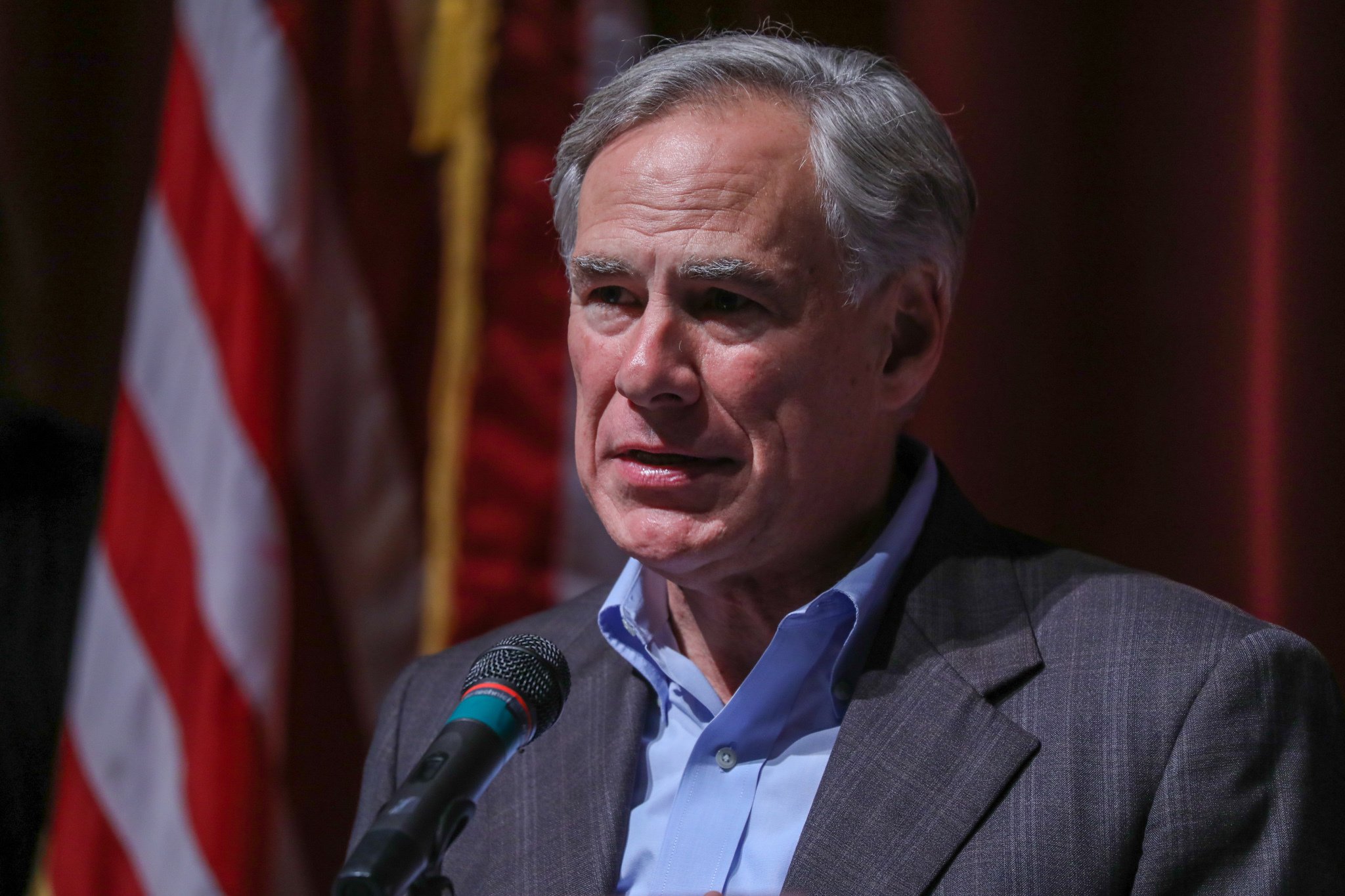 Greg Abbott promoverá el Tax-Free Weekend en visita a Walmart