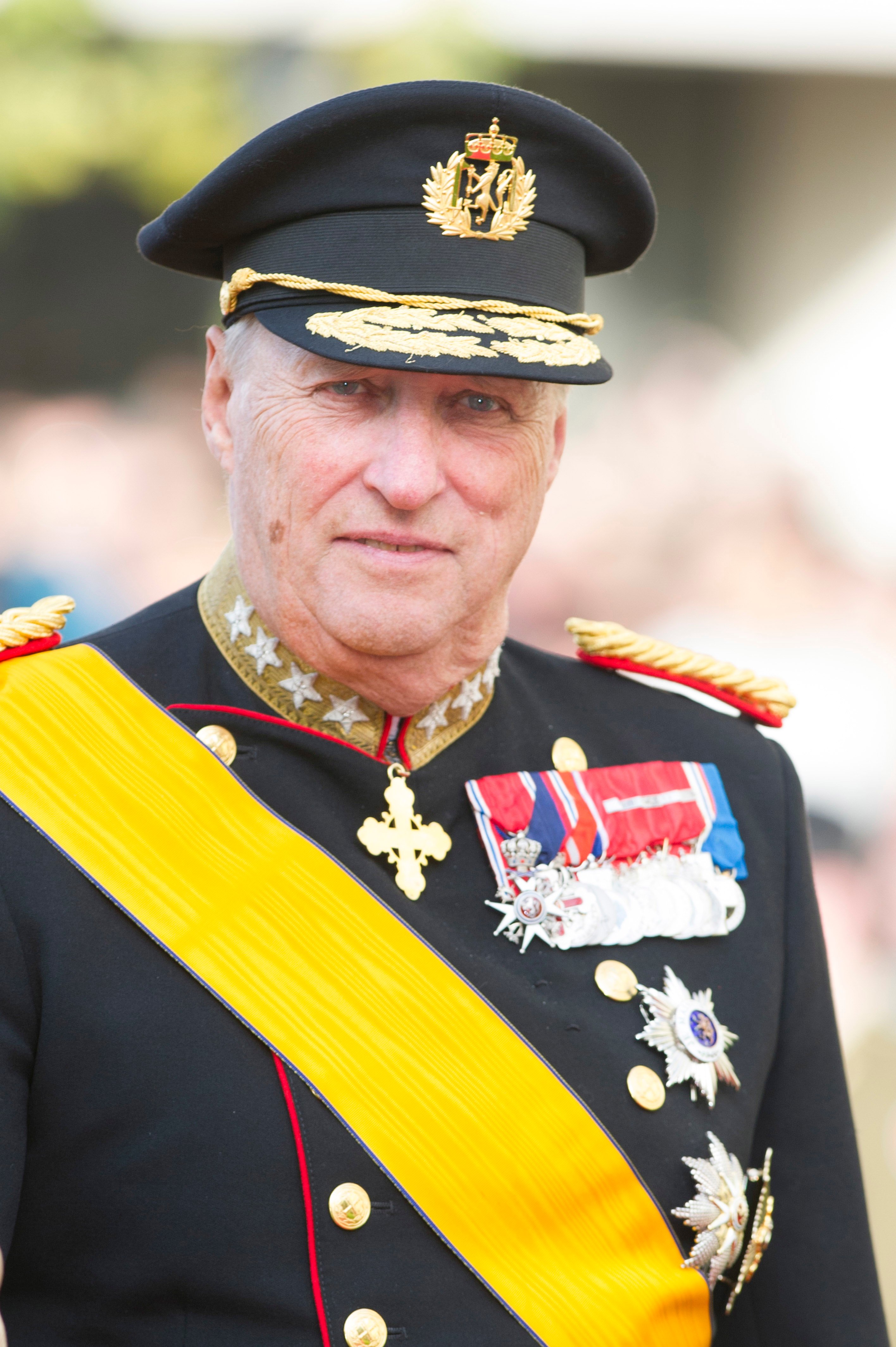 Muere Harald V, rey de Noruega durante 35 años; su hijo Haakon hereda el trono