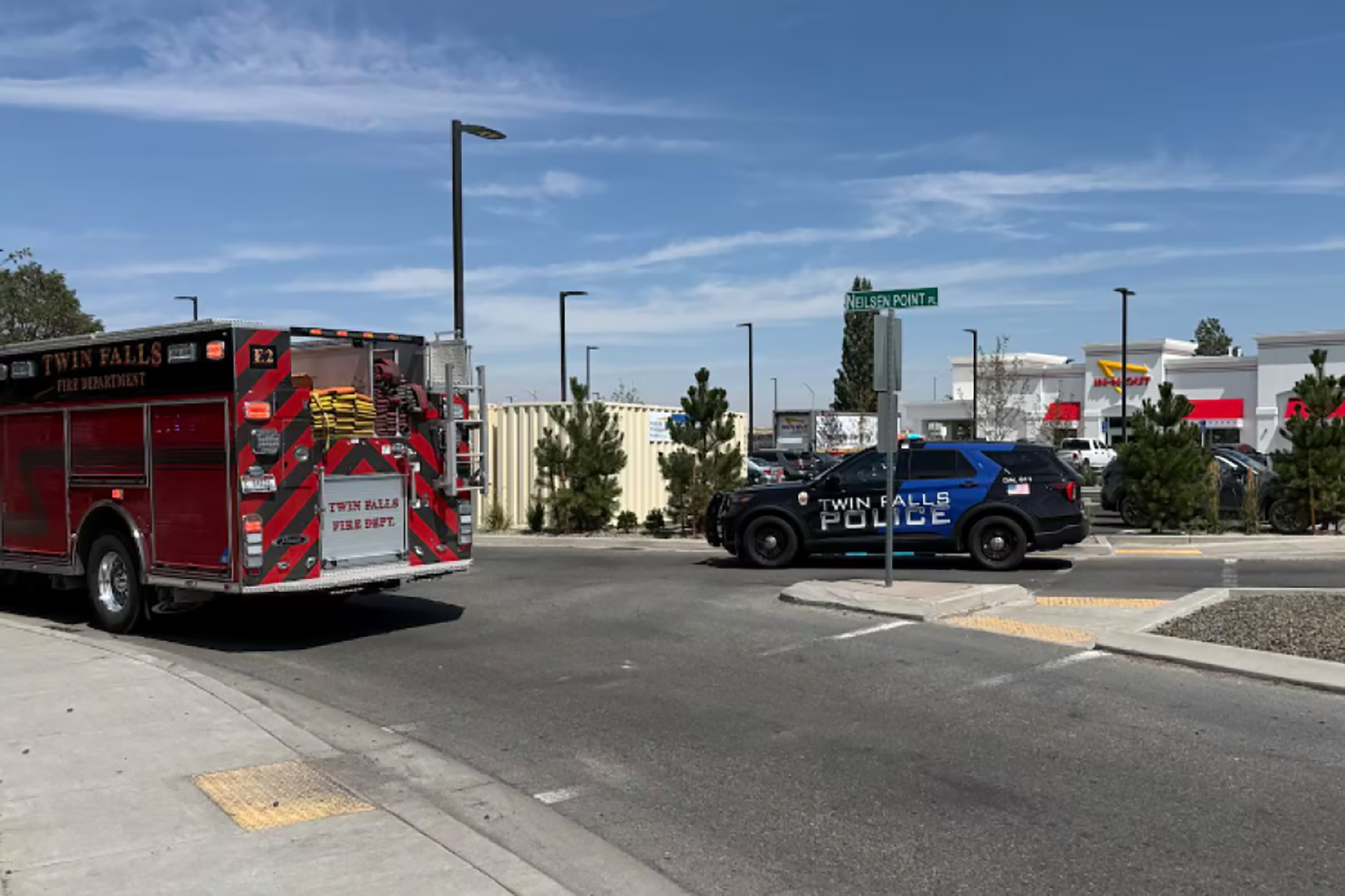 Hombre desvió la atención del atacante durante tiroteo mortal en In-N-Out, según testigo