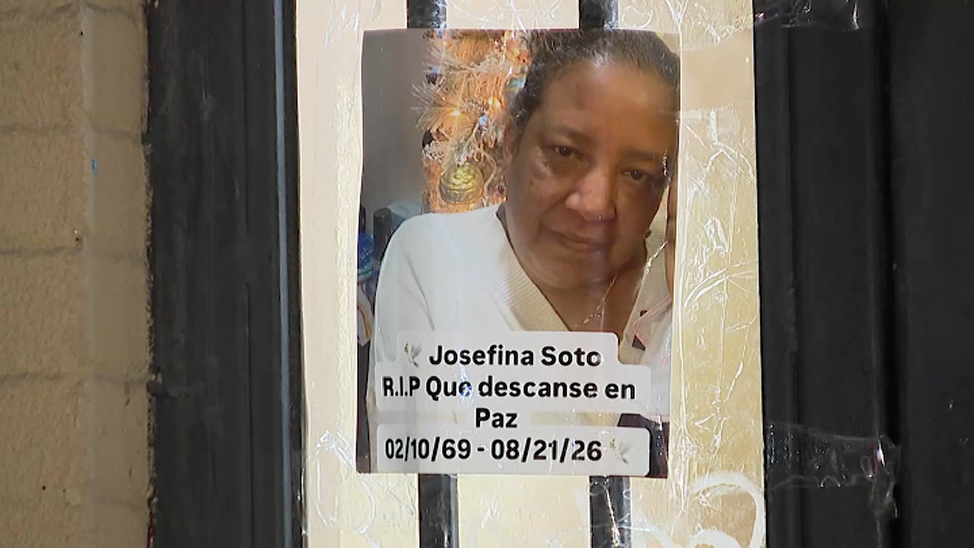 Sangriento crimen: habría asesinado a puñaladas a su madre, según autoridades