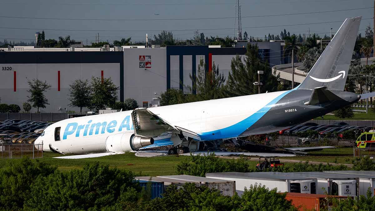 Investigan causas del accidente del avión de carga de Amazon que dejó al menos 5 muertos