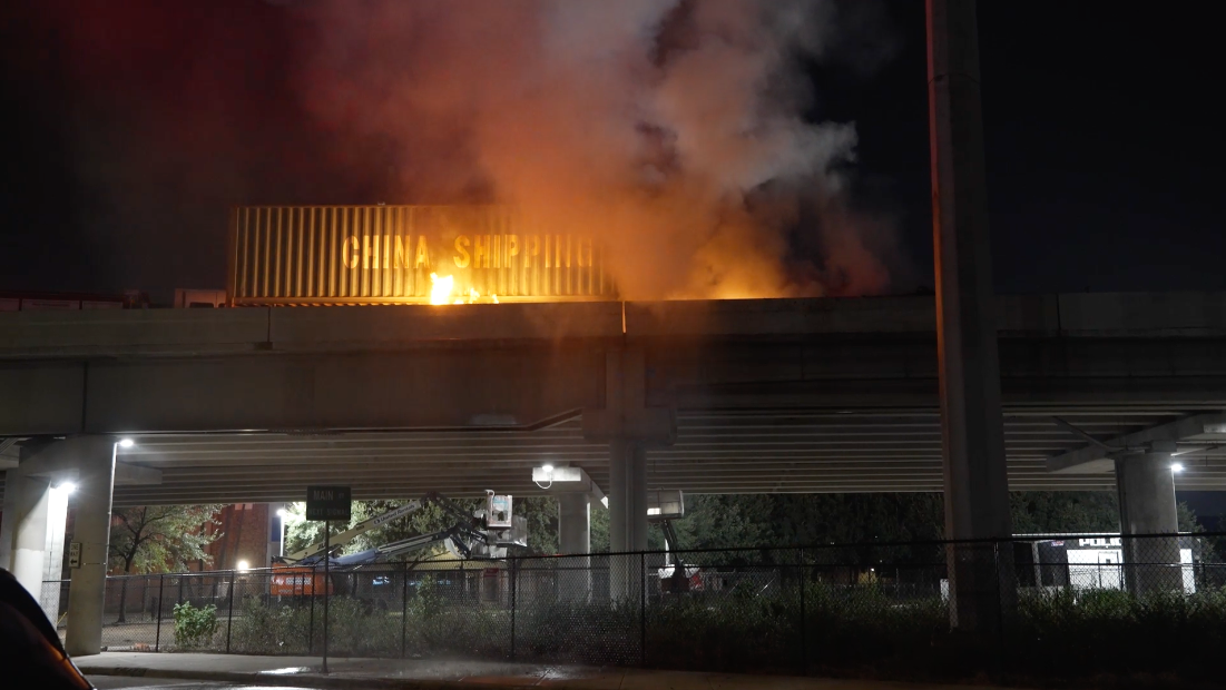 Incendio de camión provoca cierre parcial de la US-59 norte