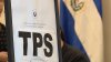 Salvadoreños con TPS mantienen su permiso de trabajo, pero abogada recomienda buscar alternativas