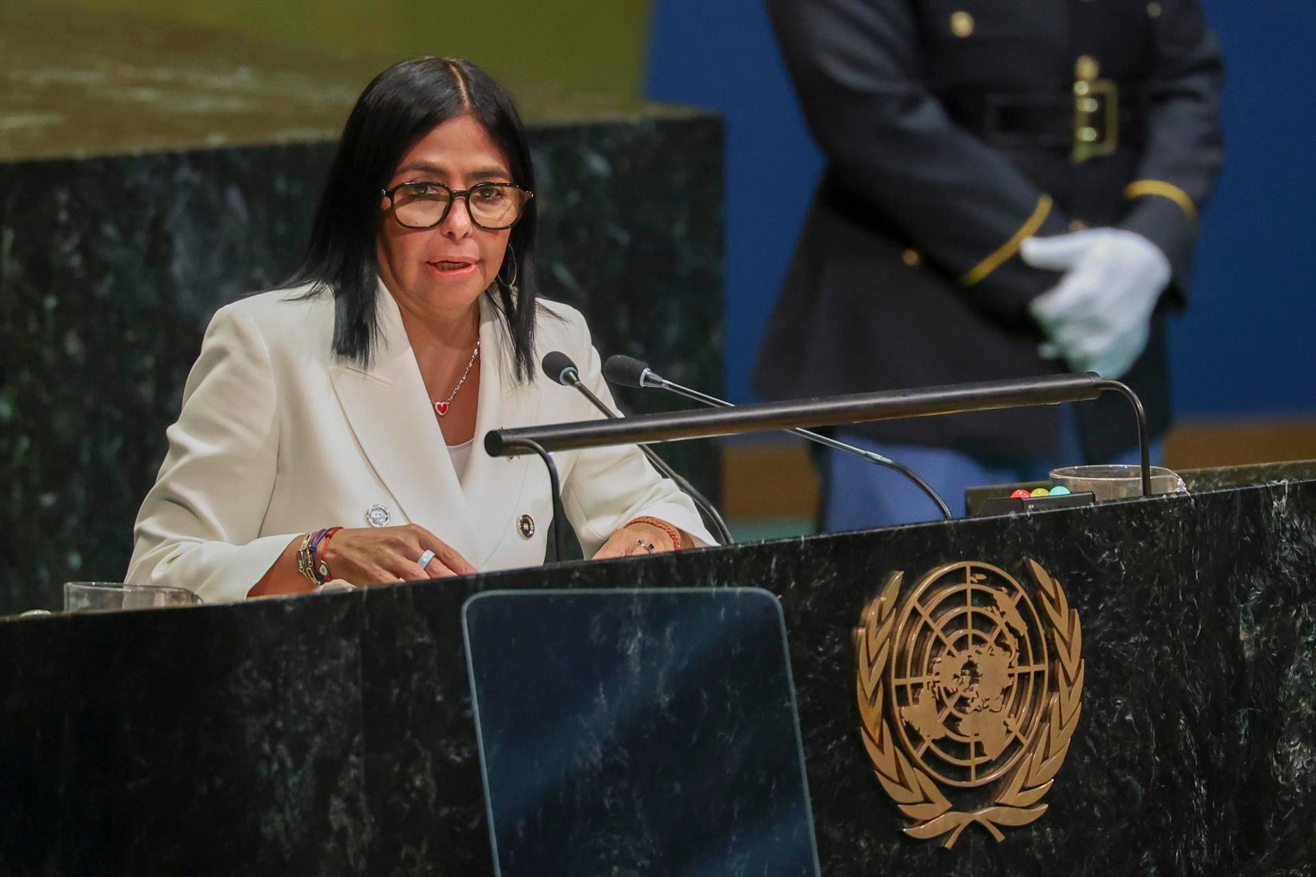 Delcy Rodríguez dice en la ONU que habrá elecciones y agradece a Trump por el diálogo