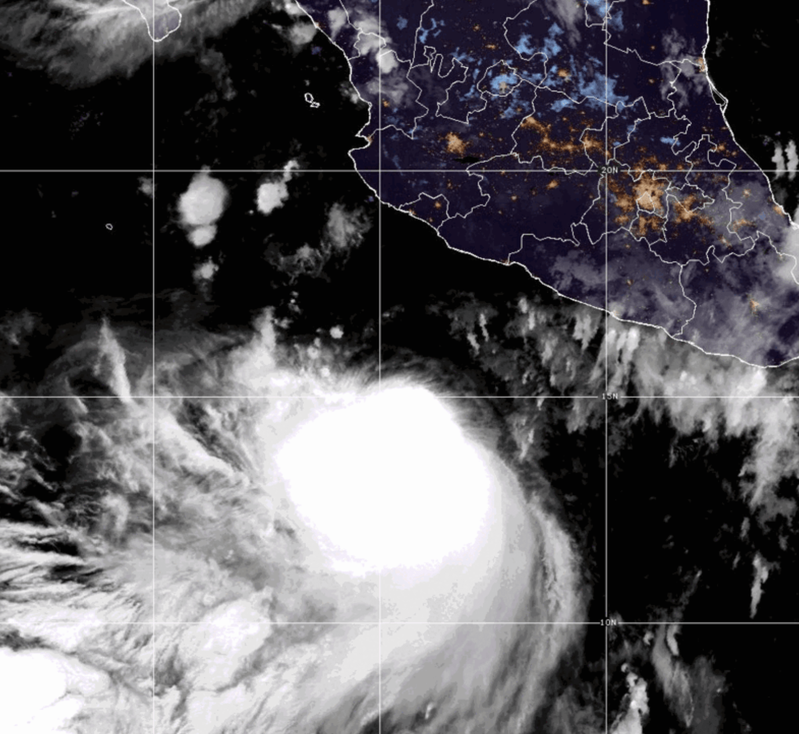 Rachel se convertiría en huracán en los próximos días mientras permanece mar adentro de México