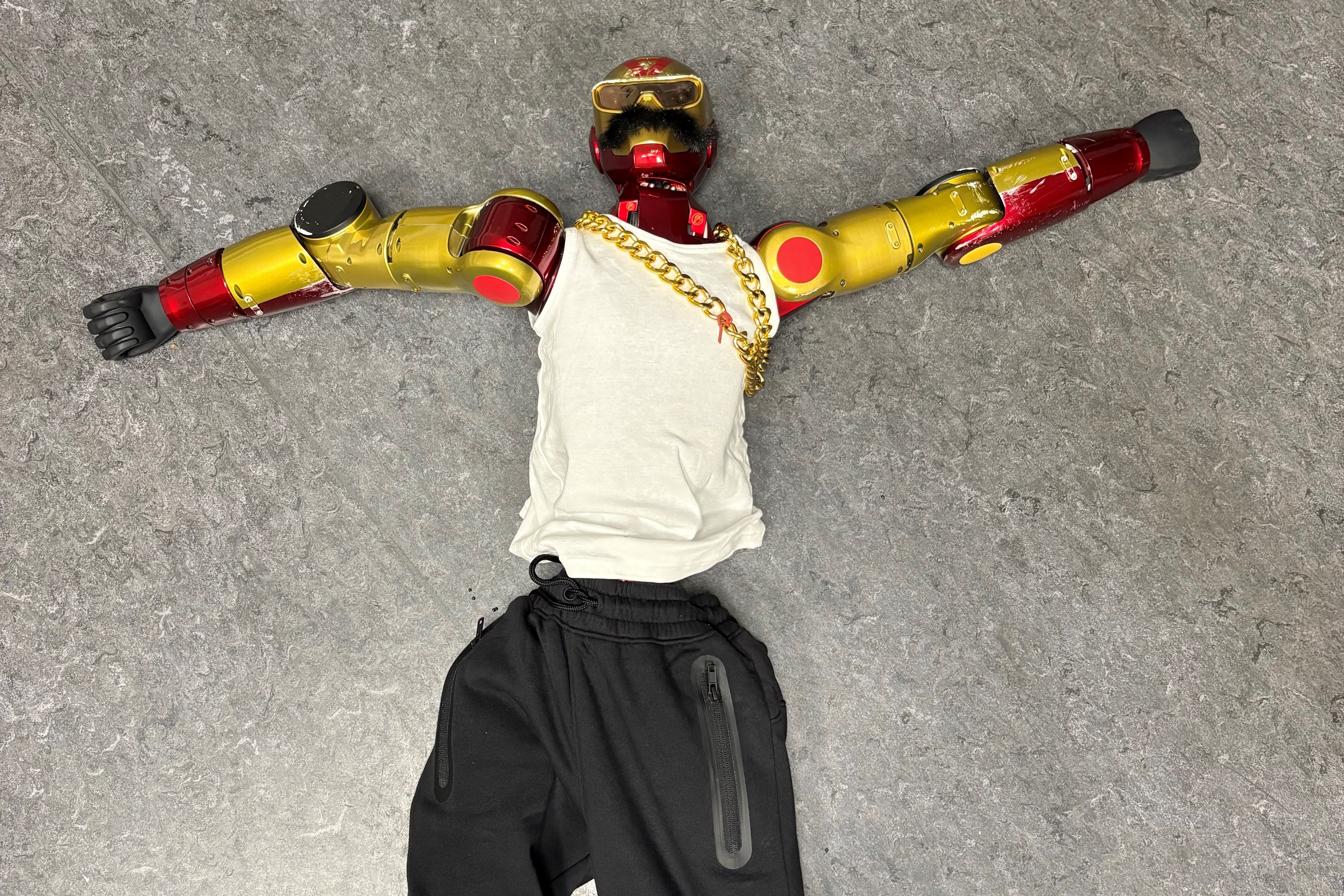 Confiscan robot que manoseó a una joven de 16 años en Alemania