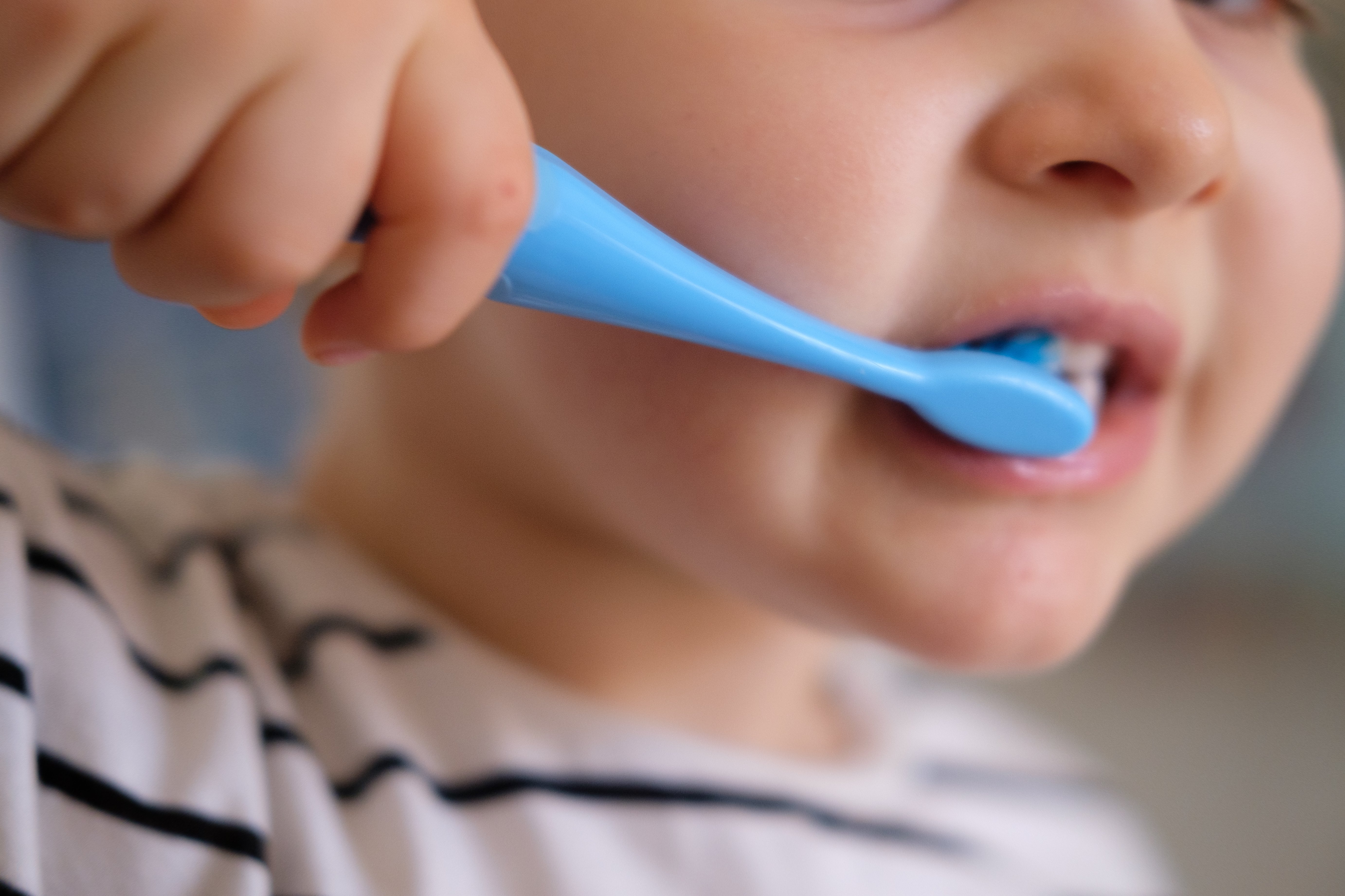 Revisa tu gabinete por este retiro de pasta dental que incluye marcas infantiles