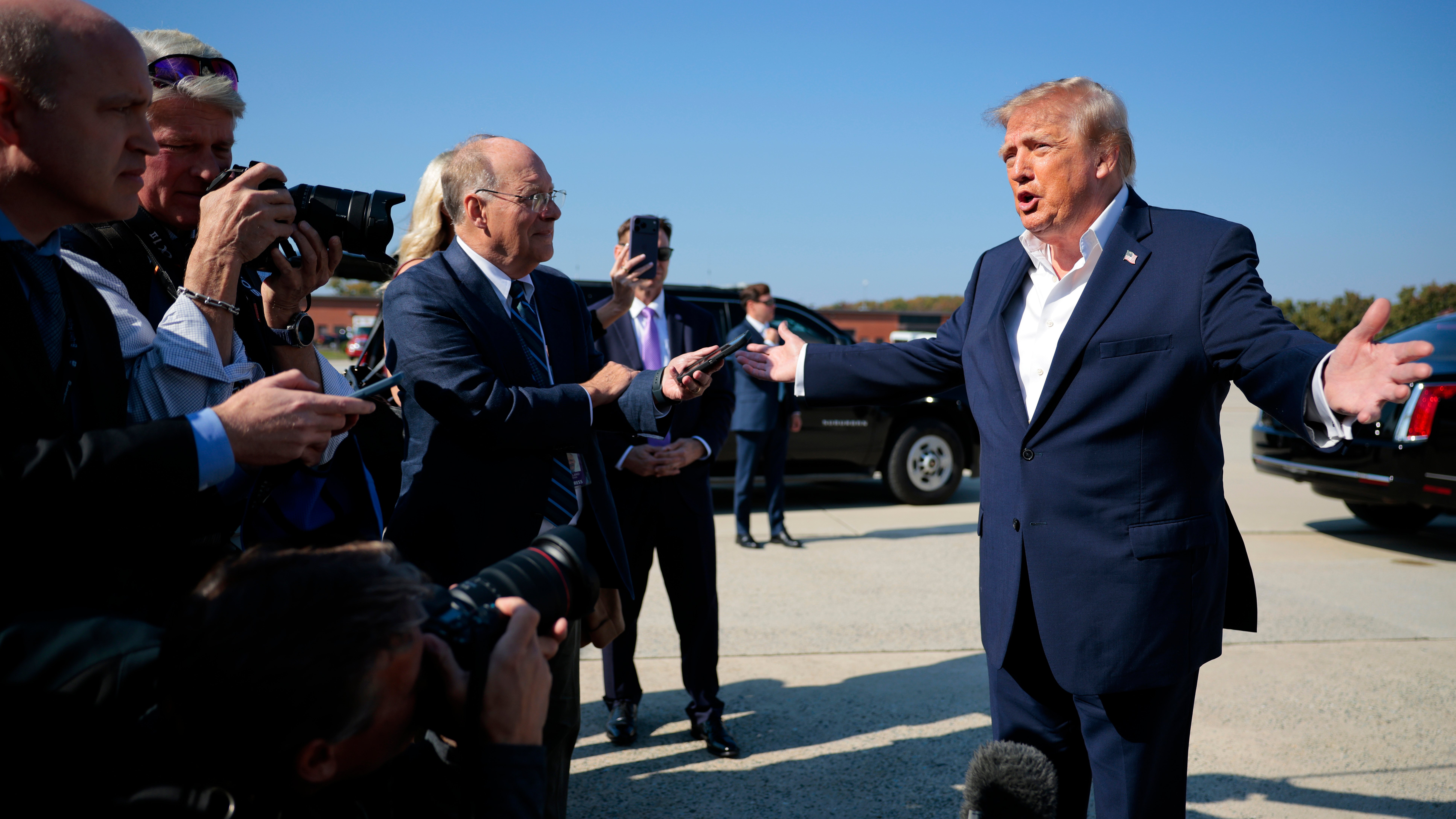 Trump vuelve a Texas en un impulso para mantener el estado en manos republicanas