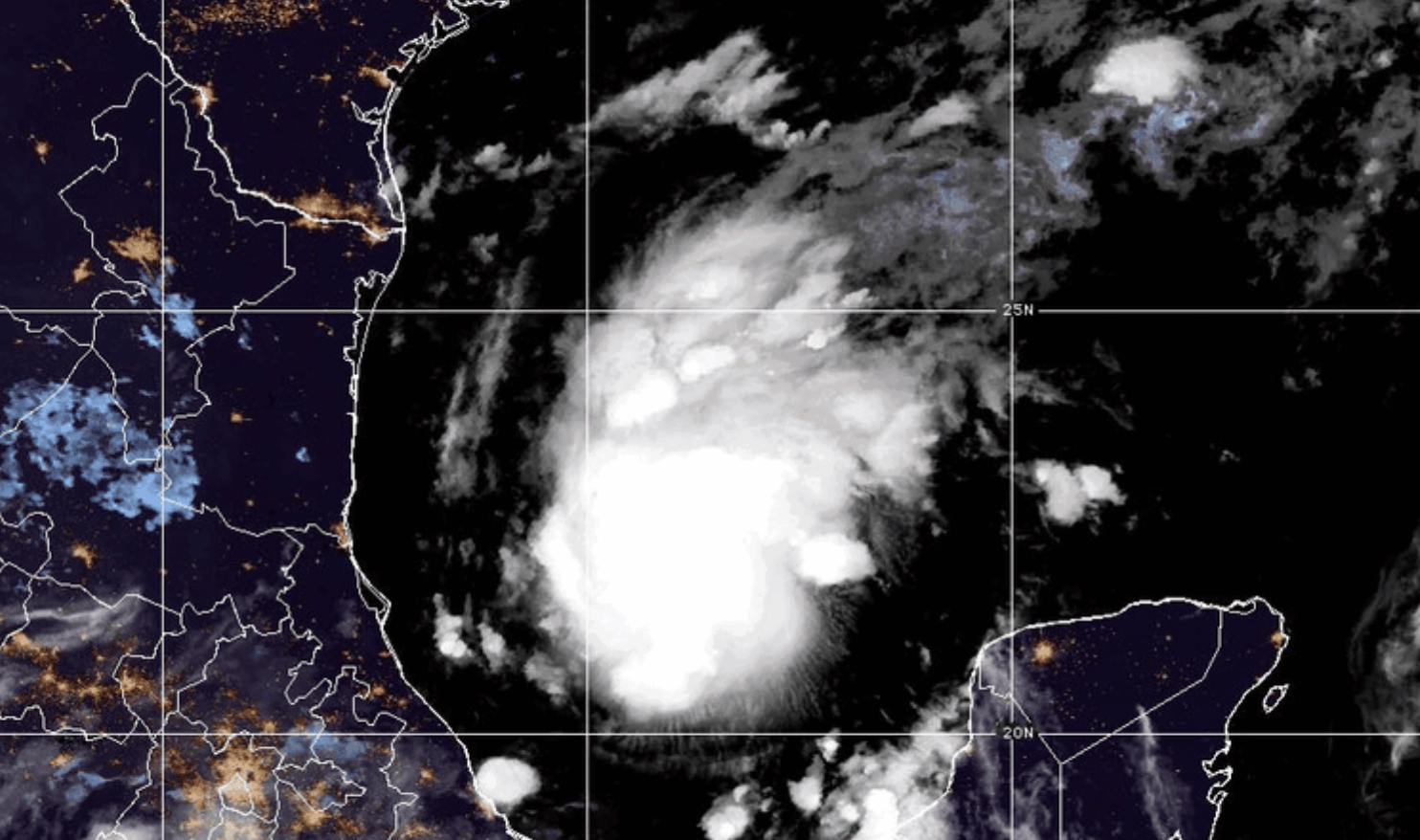 La tormenta tropical Isaías se forma en el Golfo de México; amenaza con convertirse en huracán