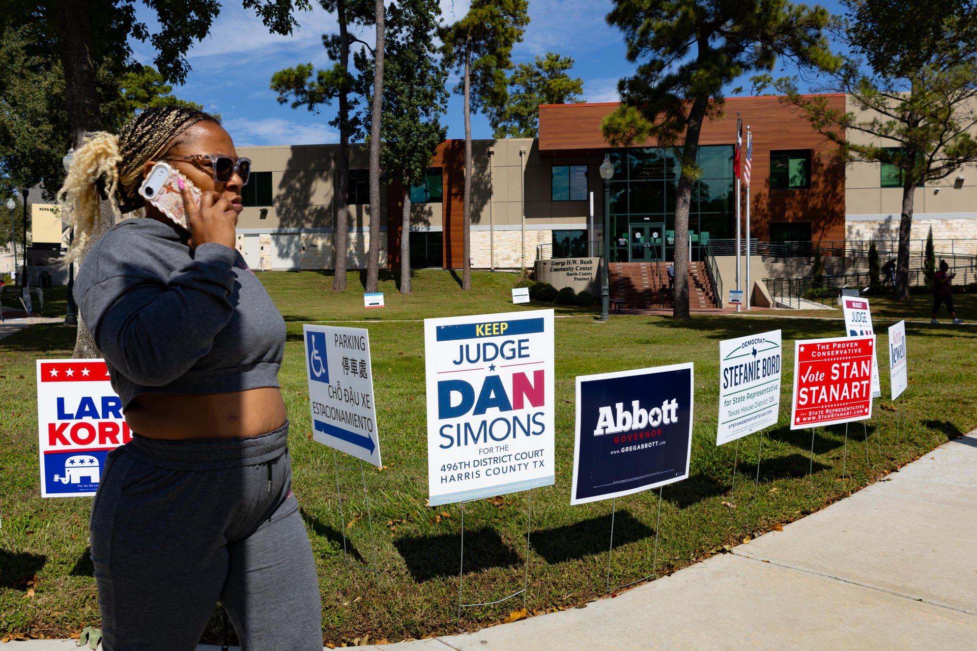 Texas bate récords de voto anticipado en varios condados