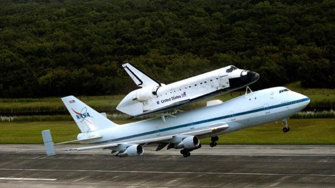 Endeavour se despide de Houston